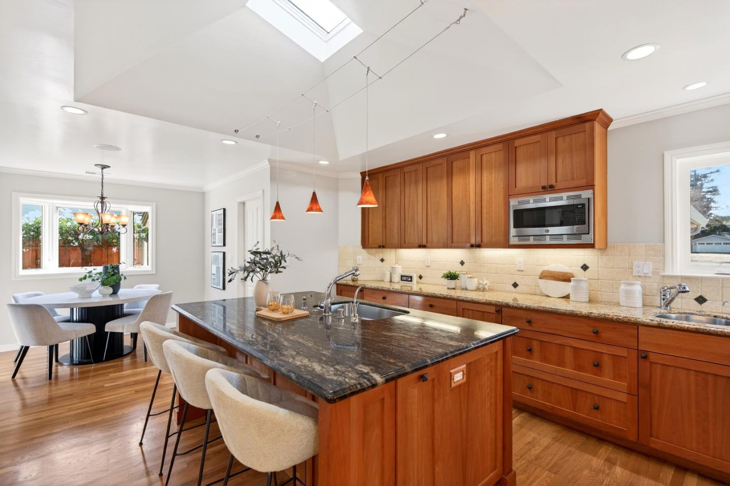 Detail Gallery Image 20 of 60 For 1452 La Crosse Dr, Sunnyvale,  CA 94087 - 4 Beds | 2 Baths