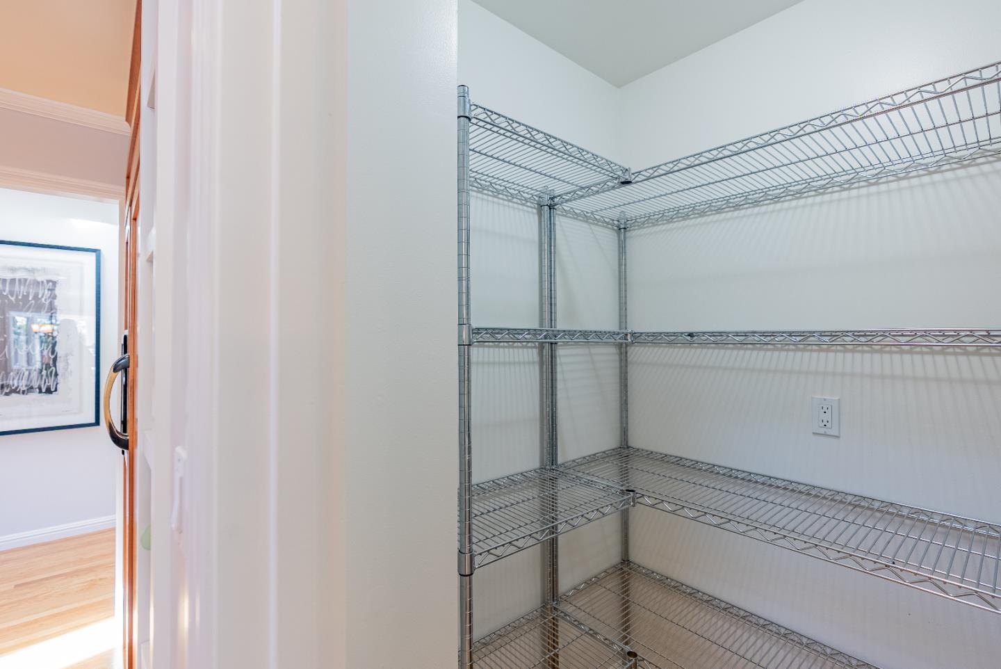 Detail Gallery Image 22 of 60 For 1452 La Crosse Dr, Sunnyvale,  CA 94087 - 4 Beds | 2 Baths