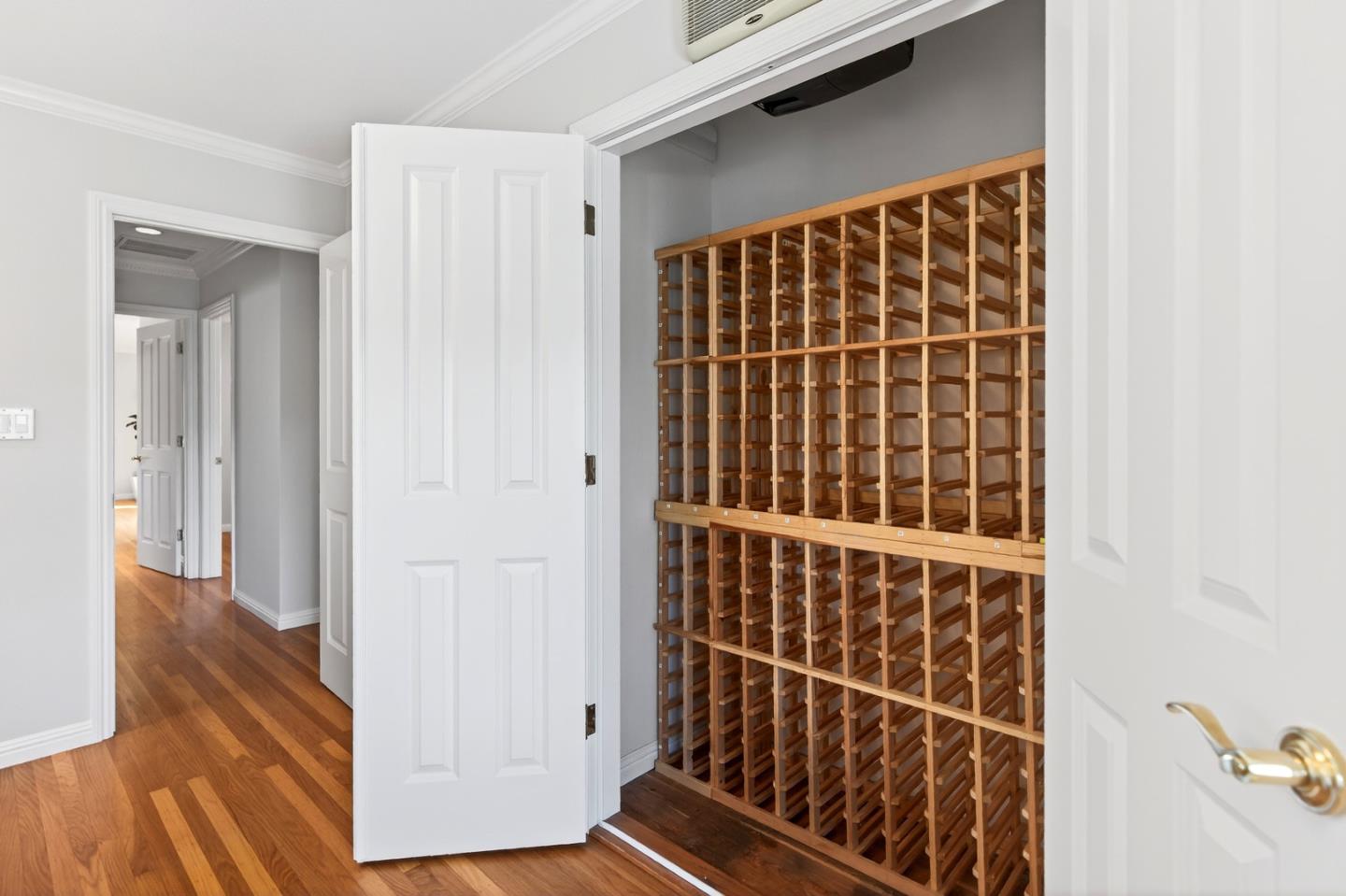 Detail Gallery Image 28 of 60 For 1452 La Crosse Dr, Sunnyvale,  CA 94087 - 4 Beds | 2 Baths