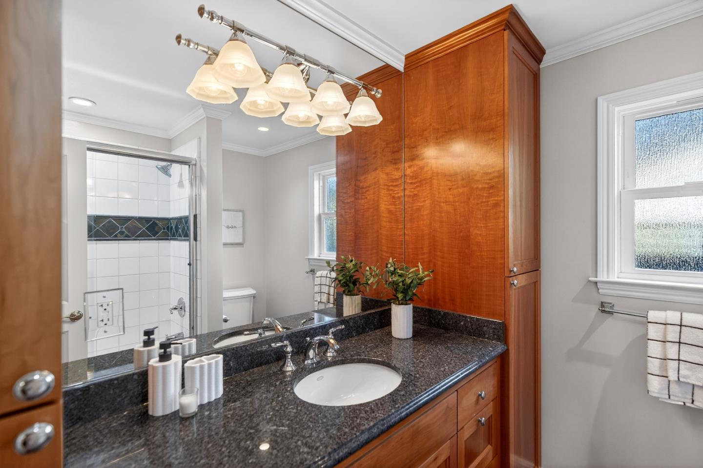 Detail Gallery Image 31 of 60 For 1452 La Crosse Dr, Sunnyvale,  CA 94087 - 4 Beds | 2 Baths