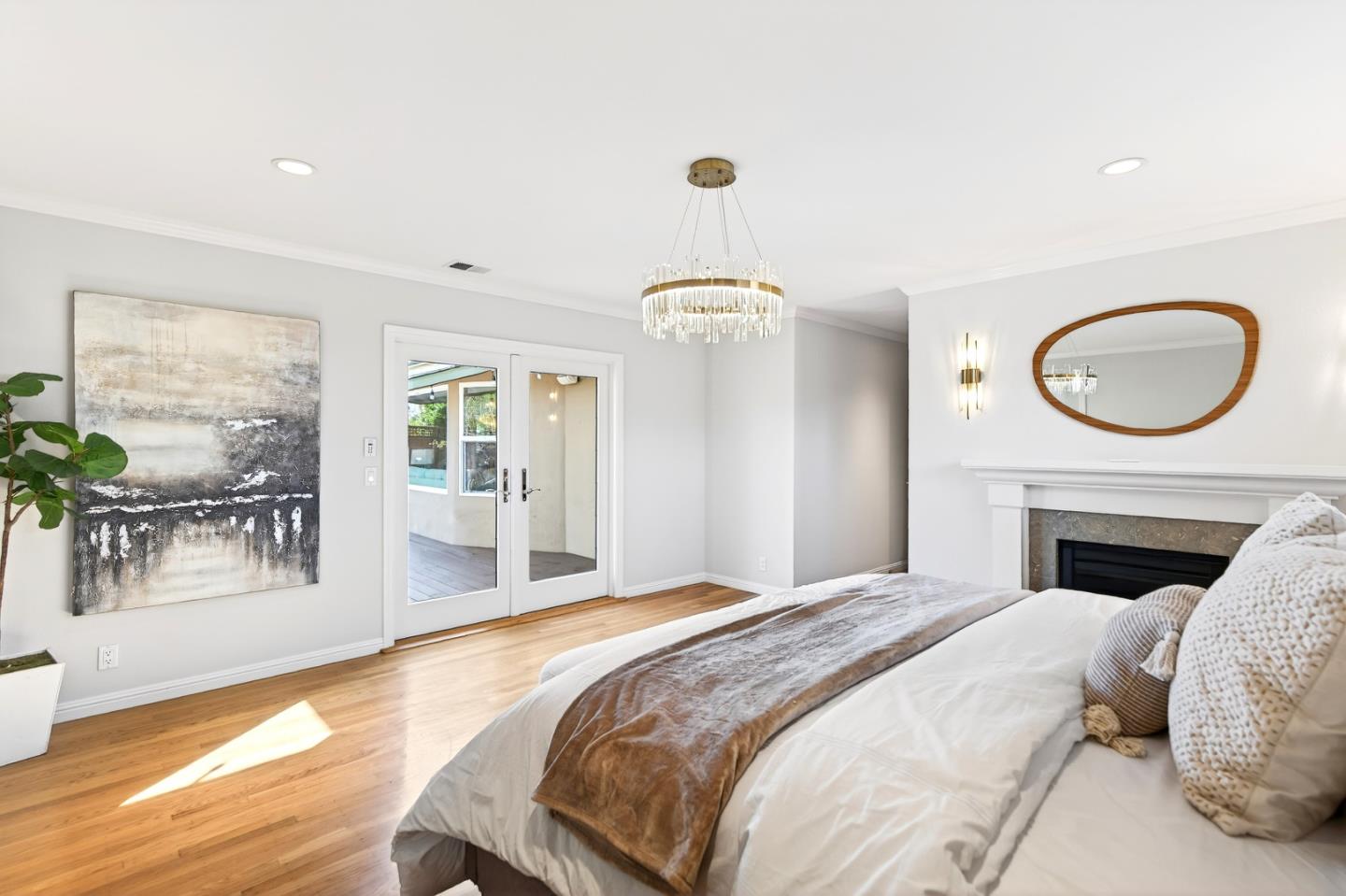 Detail Gallery Image 34 of 60 For 1452 La Crosse Dr, Sunnyvale,  CA 94087 - 4 Beds | 2 Baths