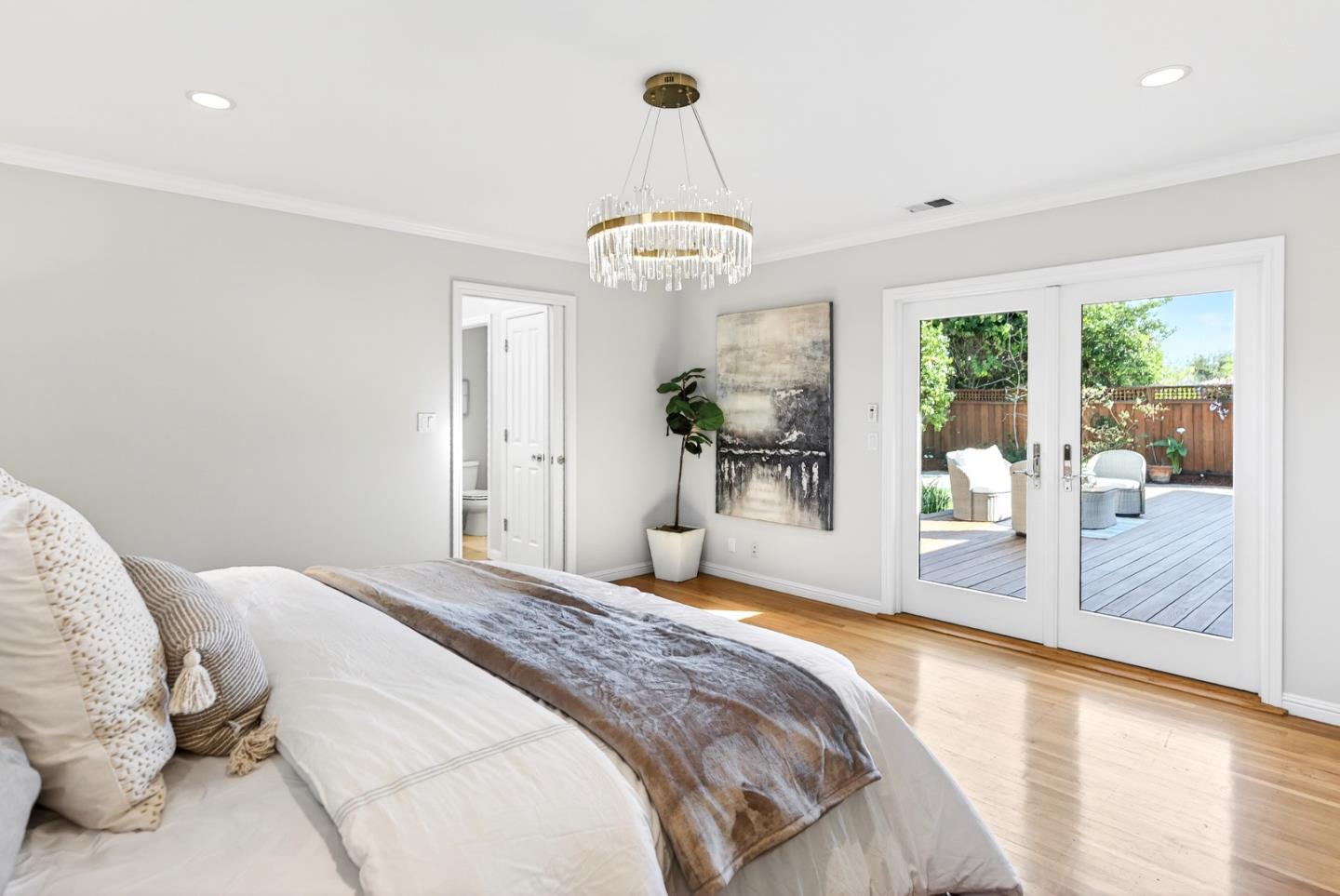 Detail Gallery Image 35 of 60 For 1452 La Crosse Dr, Sunnyvale,  CA 94087 - 4 Beds | 2 Baths