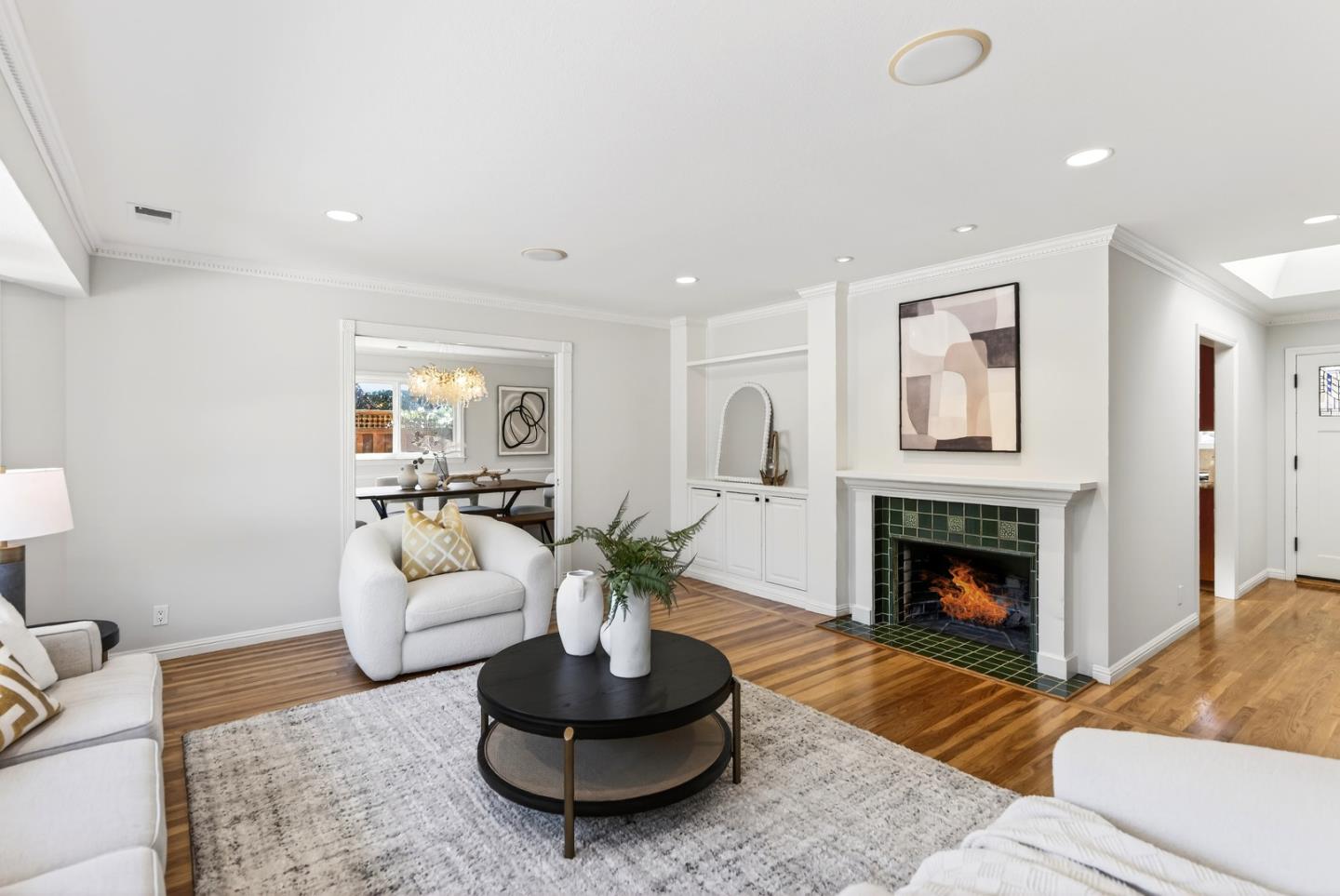 Detail Gallery Image 5 of 60 For 1452 La Crosse Dr, Sunnyvale,  CA 94087 - 4 Beds | 2 Baths