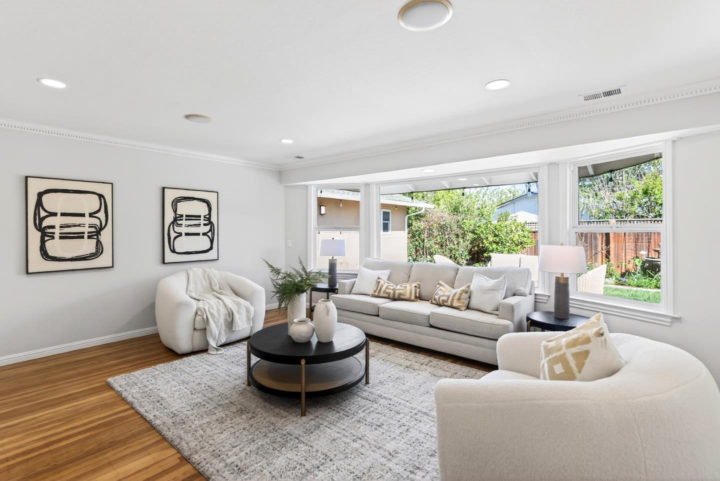 Detail Gallery Image 7 of 60 For 1452 La Crosse Dr, Sunnyvale,  CA 94087 - 4 Beds | 2 Baths