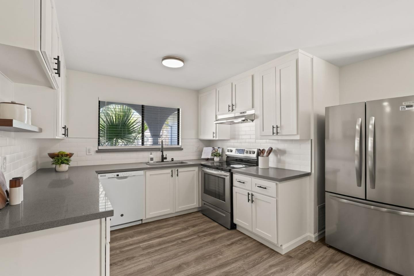 Detail Gallery Image 15 of 45 For 2571 Gumdrop Dr, San Jose,  CA 95148 - 3 Beds | 2 Baths