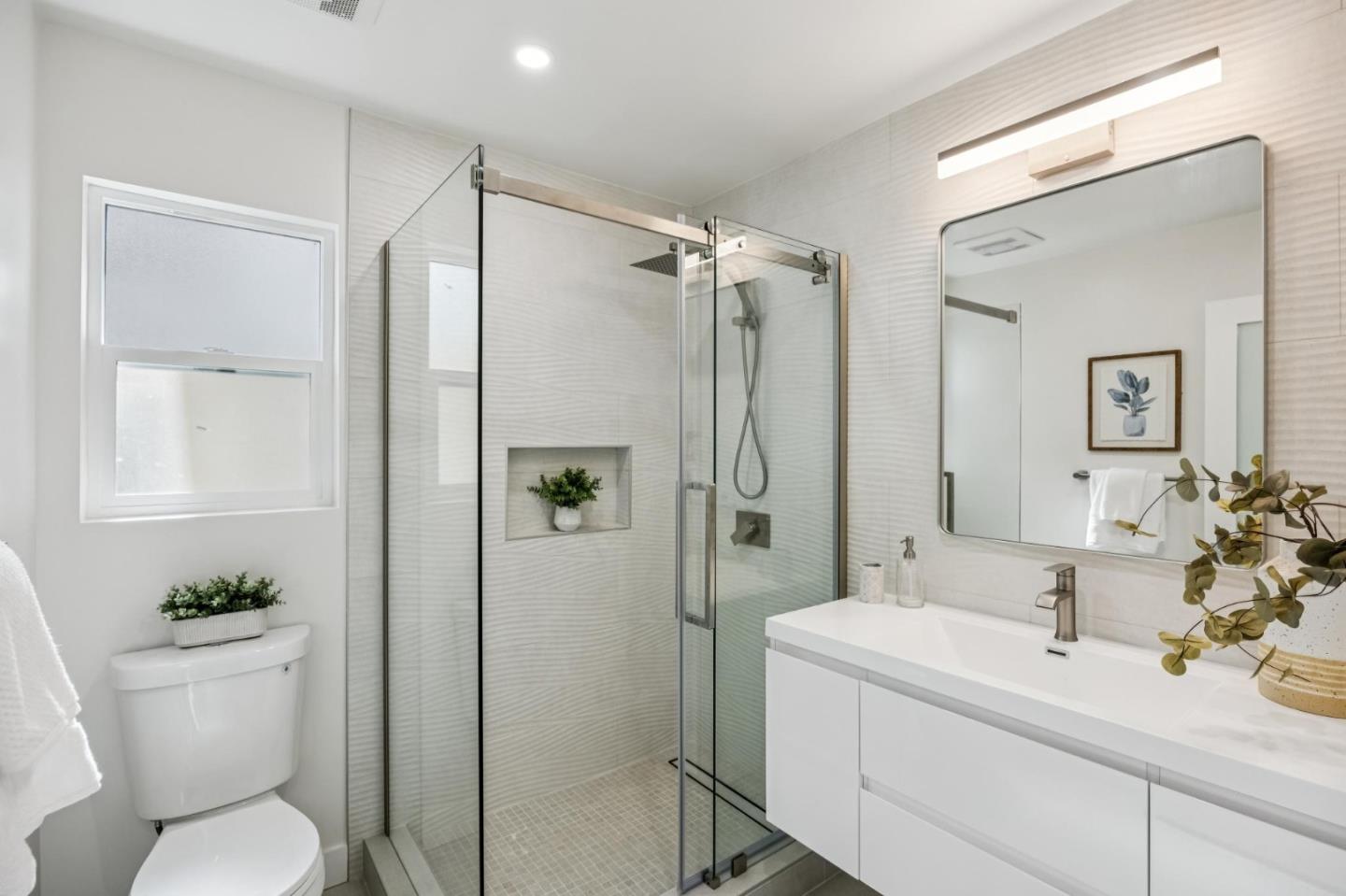 Detail Gallery Image 22 of 51 For 14 Kenmar, Burlingame,  CA 94010 - 3 Beds | 3 Baths