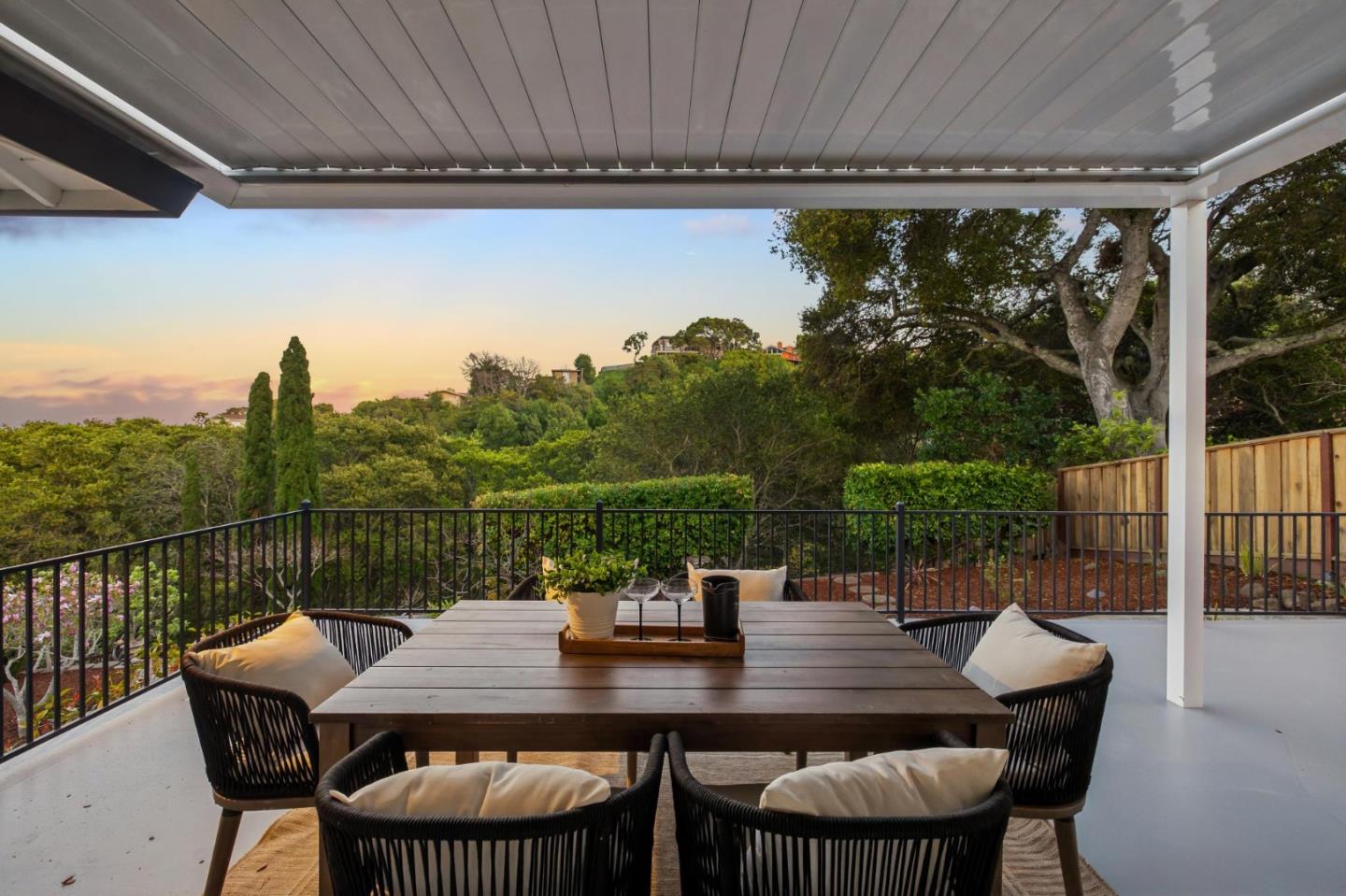 Detail Gallery Image 40 of 51 For 14 Kenmar, Burlingame,  CA 94010 - 3 Beds | 3 Baths