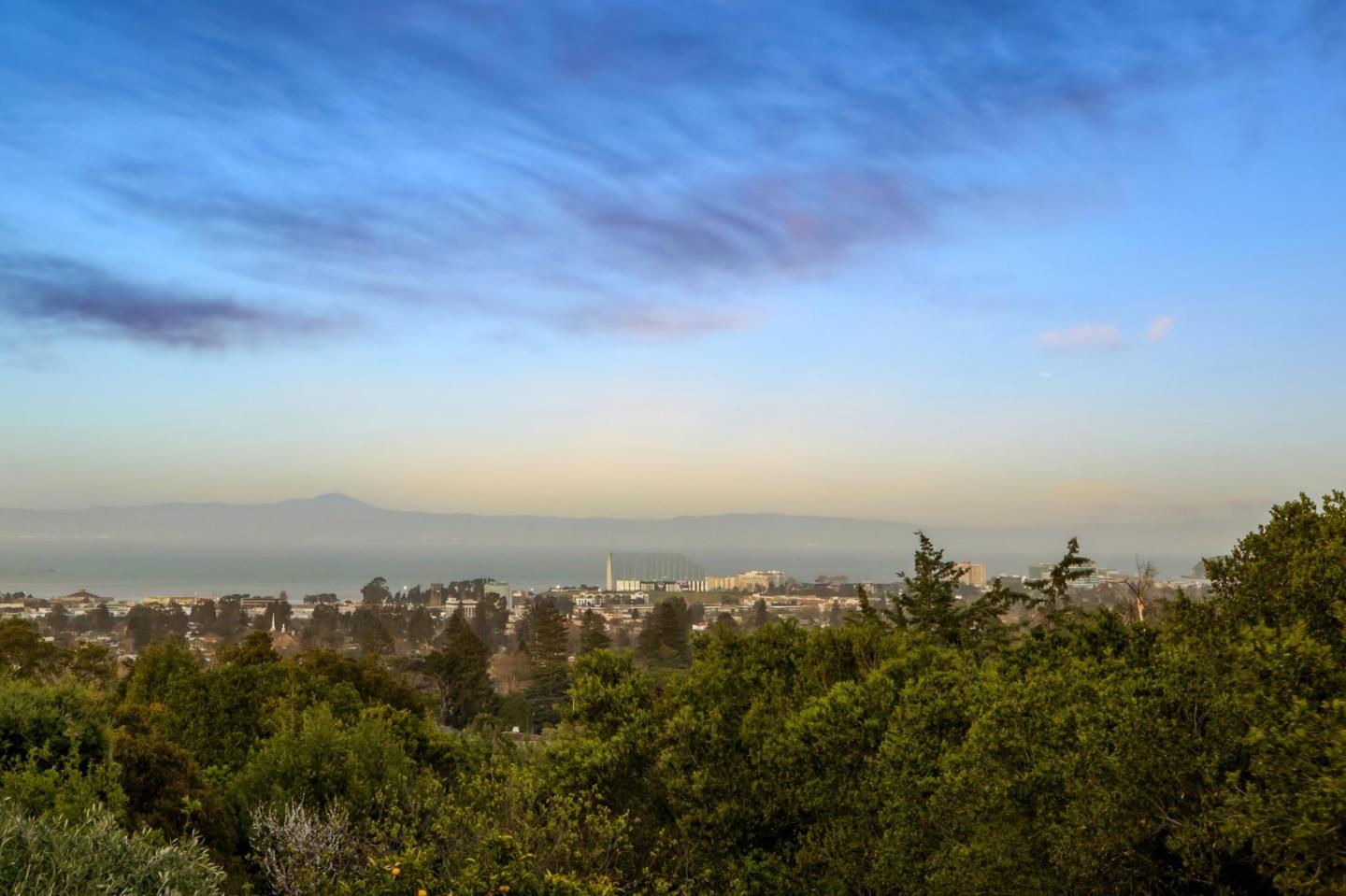 Detail Gallery Image 43 of 51 For 14 Kenmar, Burlingame,  CA 94010 - 3 Beds | 3 Baths