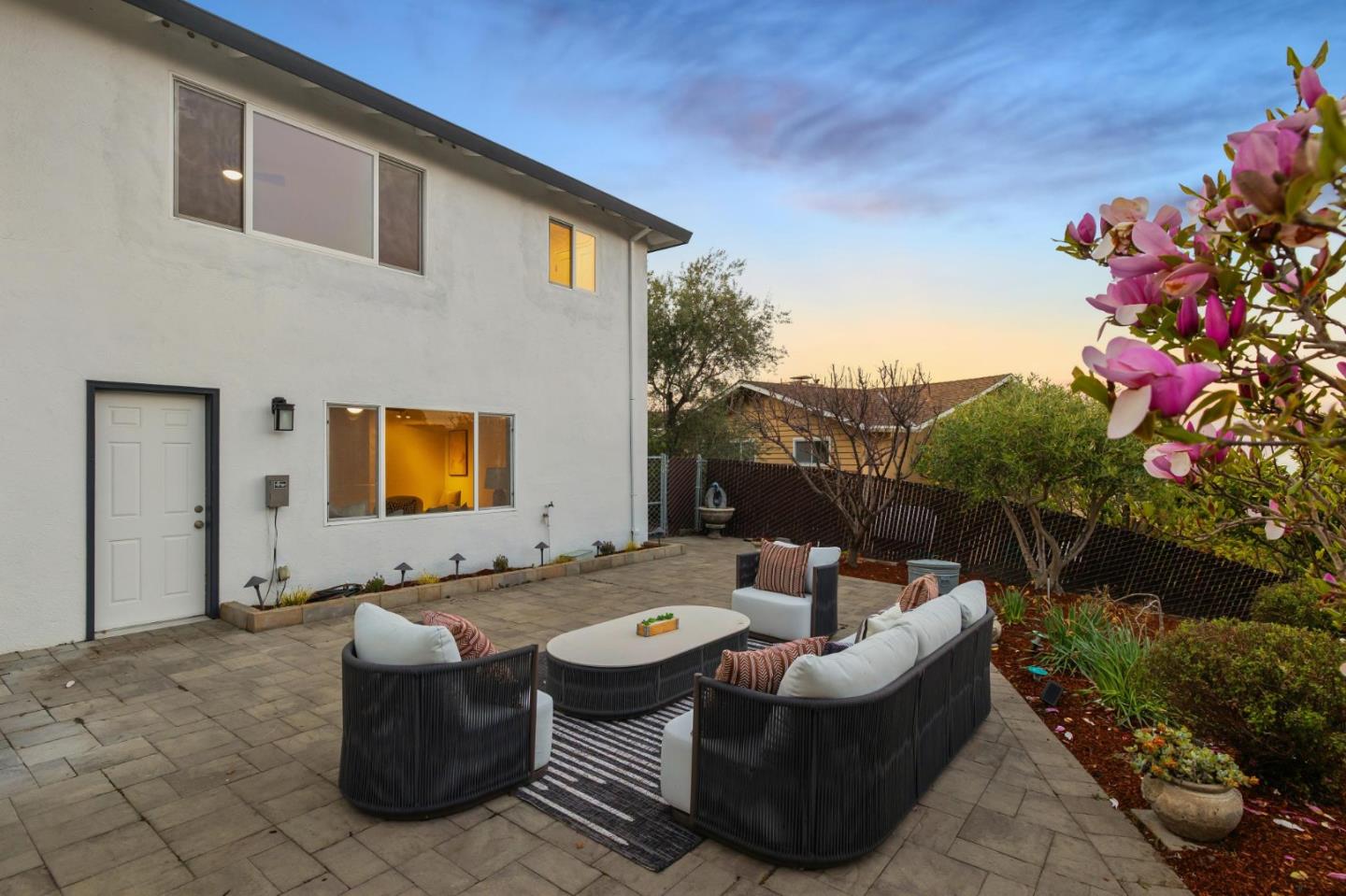 Detail Gallery Image 48 of 51 For 14 Kenmar, Burlingame,  CA 94010 - 3 Beds | 3 Baths