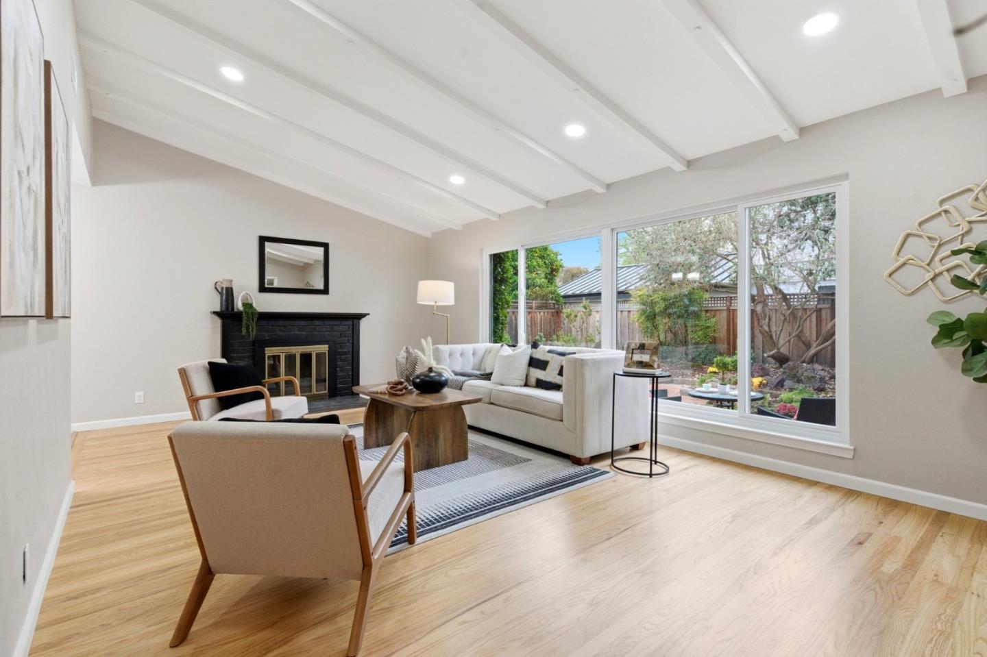 Detail Gallery Image 16 of 49 For 3158 Fowler Ave, Santa Clara,  CA 95051 - 3 Beds | 2/1 Baths