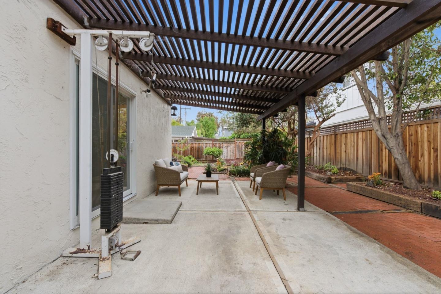 Detail Gallery Image 39 of 49 For 3158 Fowler Ave, Santa Clara,  CA 95051 - 3 Beds | 2/1 Baths