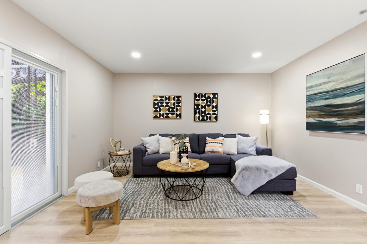 Detail Gallery Image 4 of 49 For 3158 Fowler Ave, Santa Clara,  CA 95051 - 3 Beds | 2/1 Baths