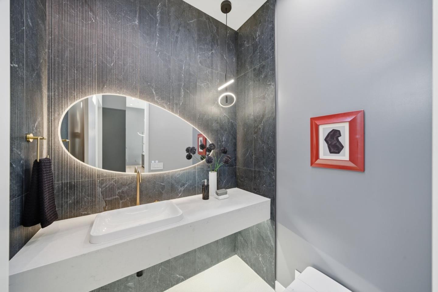 Detail Gallery Image 13 of 49 For 90 Crescent Dr, Palo Alto,  CA 94301 - 5 Beds | 5/2 Baths