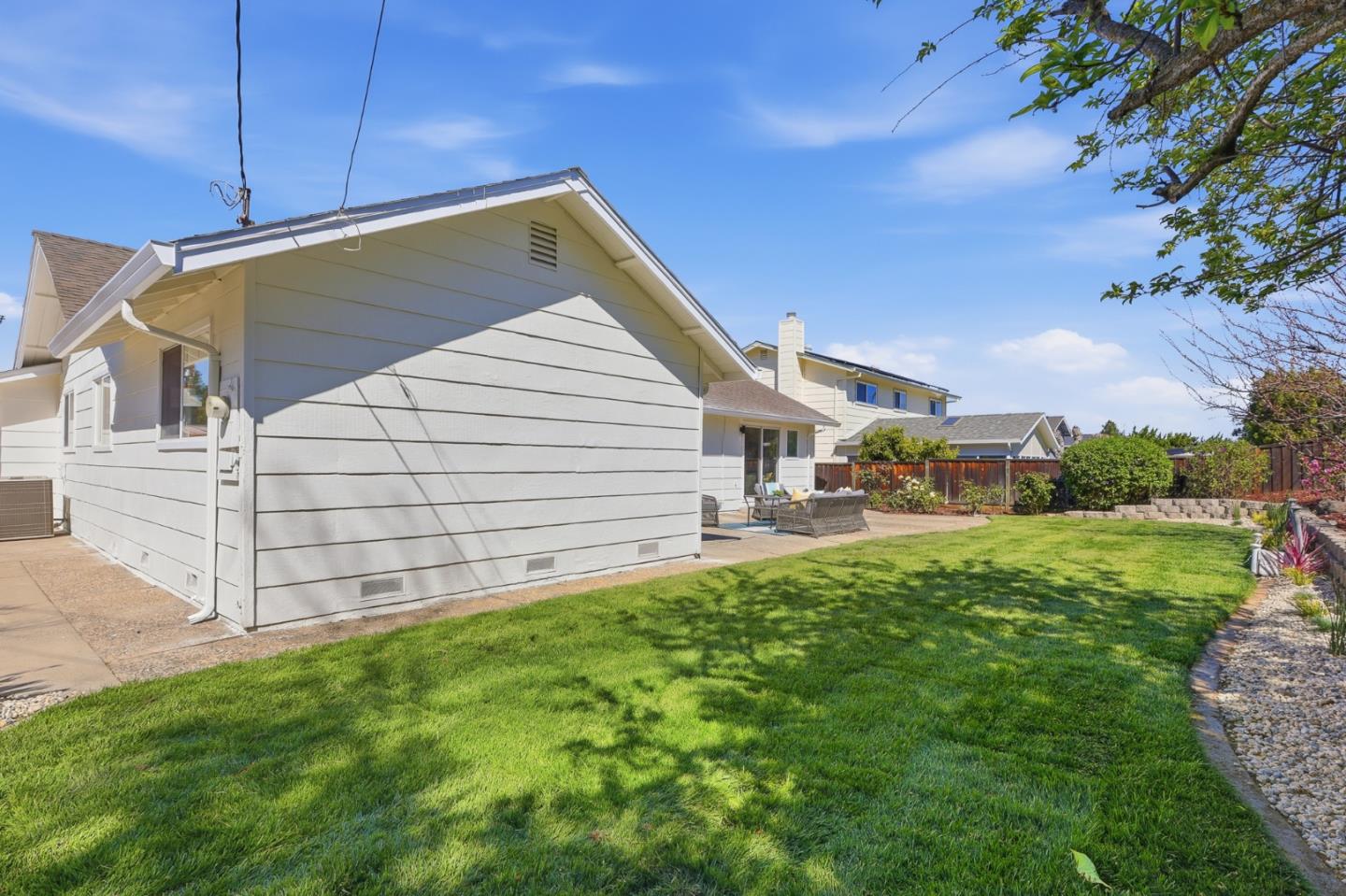 Detail Gallery Image 39 of 56 For 1574 Guadalajara Dr, San Jose,  CA 95120 - 4 Beds | 2 Baths