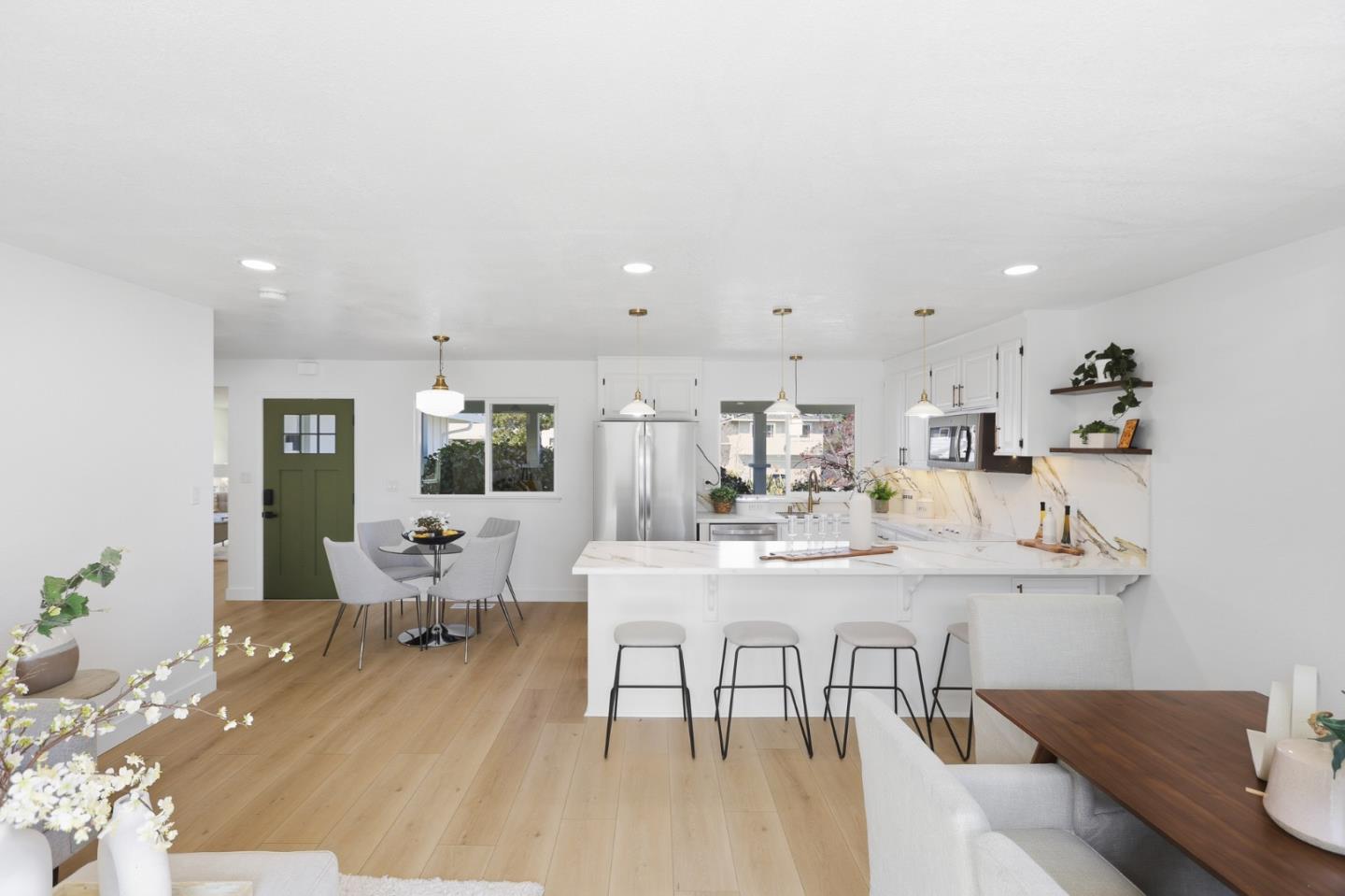 Detail Gallery Image 7 of 56 For 1574 Guadalajara Dr, San Jose,  CA 95120 - 4 Beds | 2 Baths