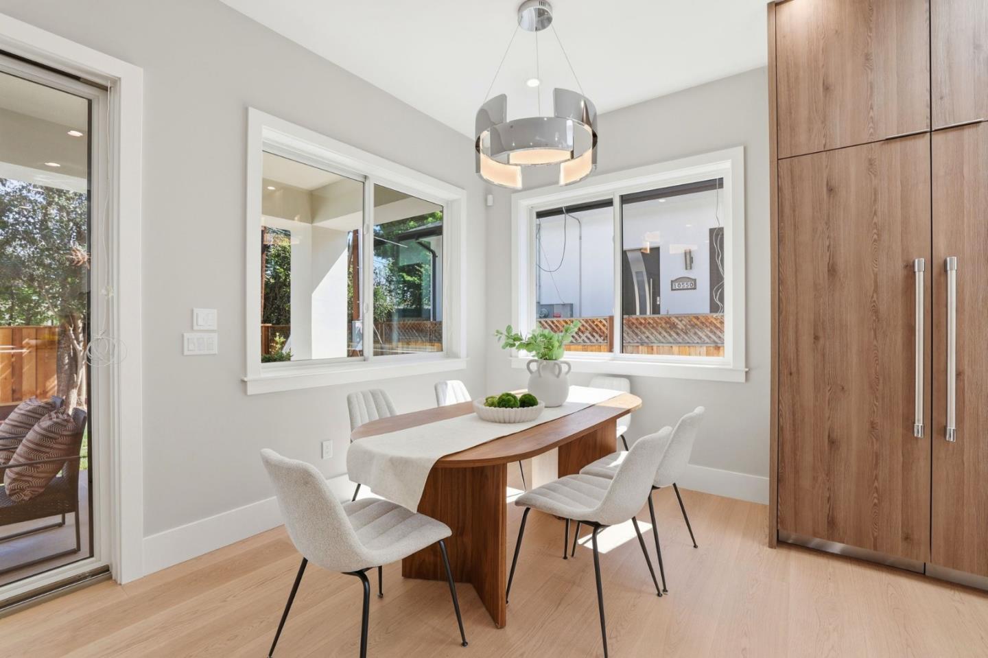 Detail Gallery Image 16 of 43 For 10536 S Tantau Ave, Cupertino,  CA 95014 - 6 Beds | 5 Baths