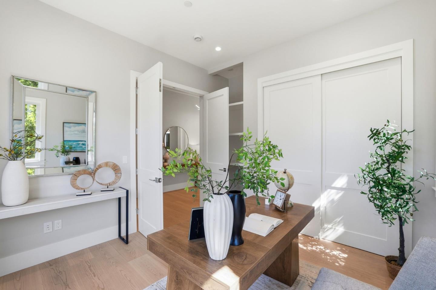 Detail Gallery Image 19 of 43 For 10536 S Tantau Ave, Cupertino,  CA 95014 - 6 Beds | 5 Baths