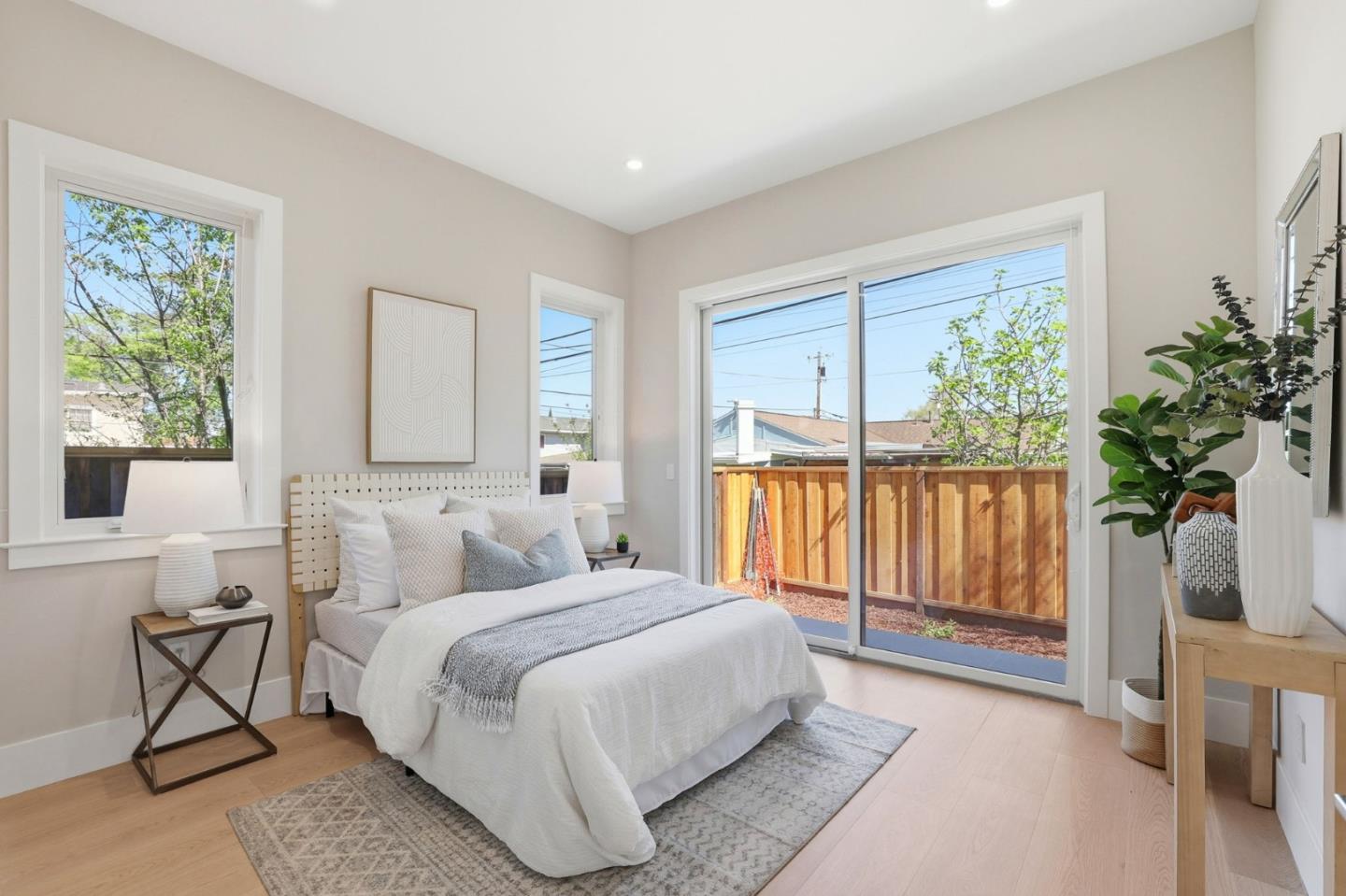 Detail Gallery Image 28 of 43 For 10536 S Tantau Ave, Cupertino,  CA 95014 - 6 Beds | 5 Baths