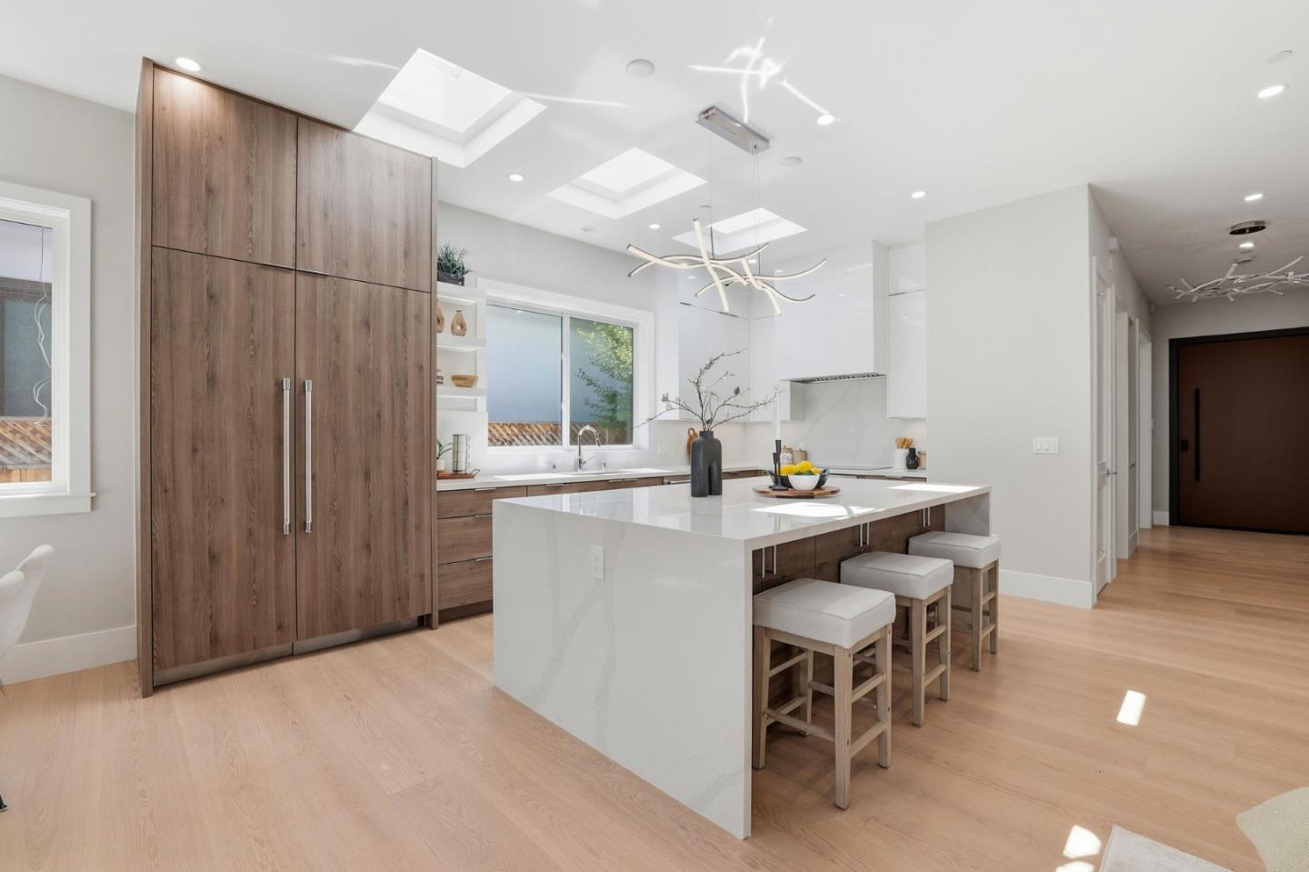 Detail Gallery Image 7 of 43 For 10536 S Tantau Ave, Cupertino,  CA 95014 - 6 Beds | 5 Baths