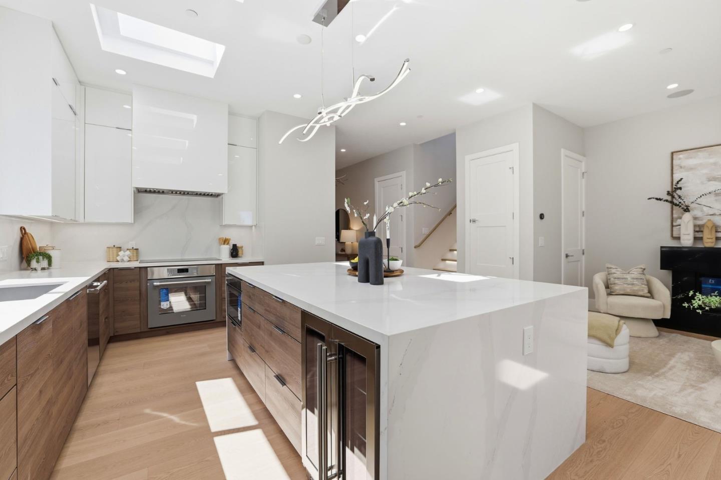 Detail Gallery Image 9 of 43 For 10536 S Tantau Ave, Cupertino,  CA 95014 - 6 Beds | 5 Baths