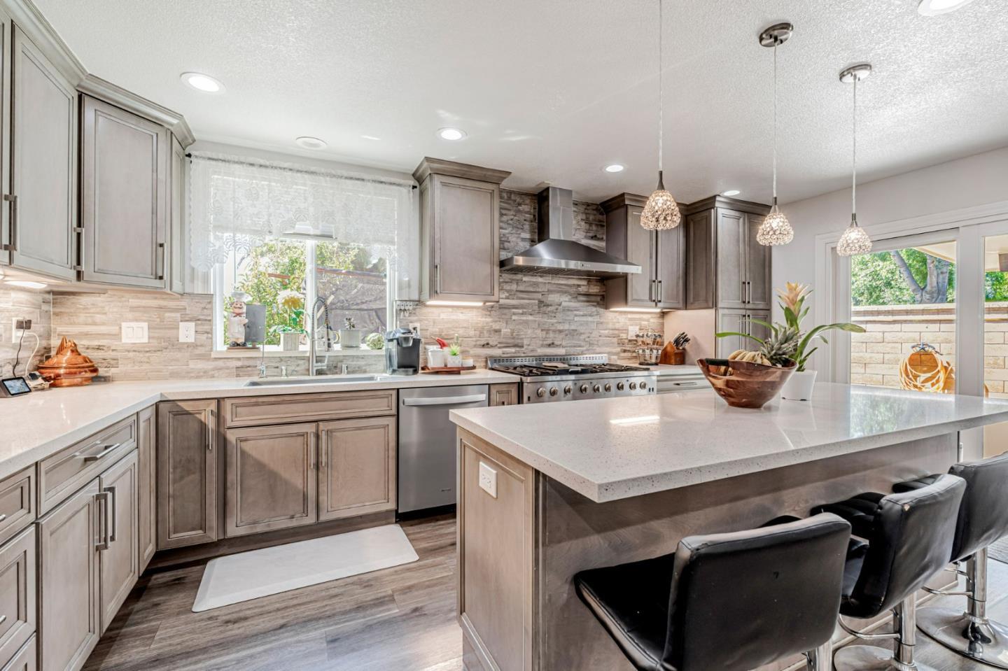 Detail Gallery Image 7 of 26 For 615 Heron Dr, Los Banos,  CA 93635 - 5 Beds | 3 Baths