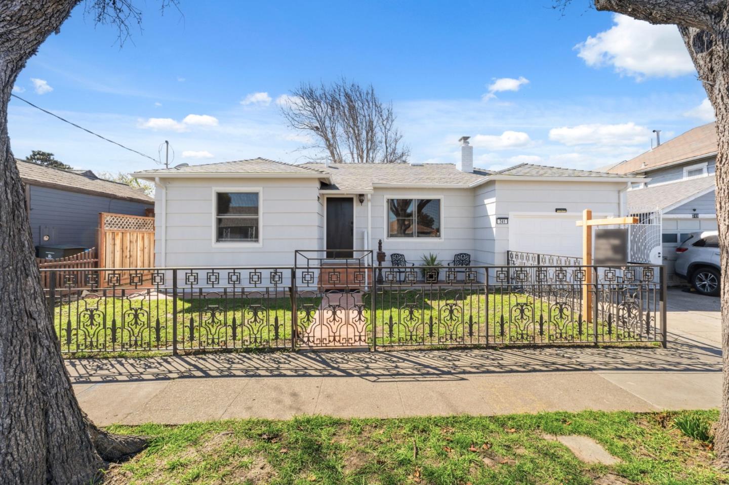 Detail Gallery Image 2 of 45 For 741 5th Ave, San Bruno,  CA 94066 - 3 Beds | 1 Baths