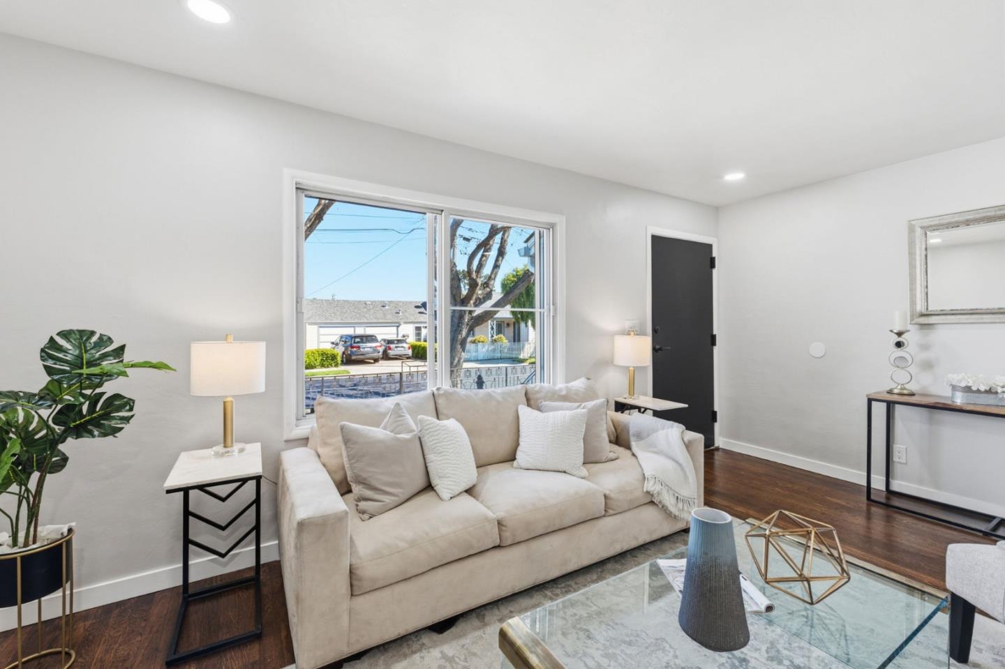 Detail Gallery Image 7 of 45 For 741 5th Ave, San Bruno,  CA 94066 - 3 Beds | 1 Baths