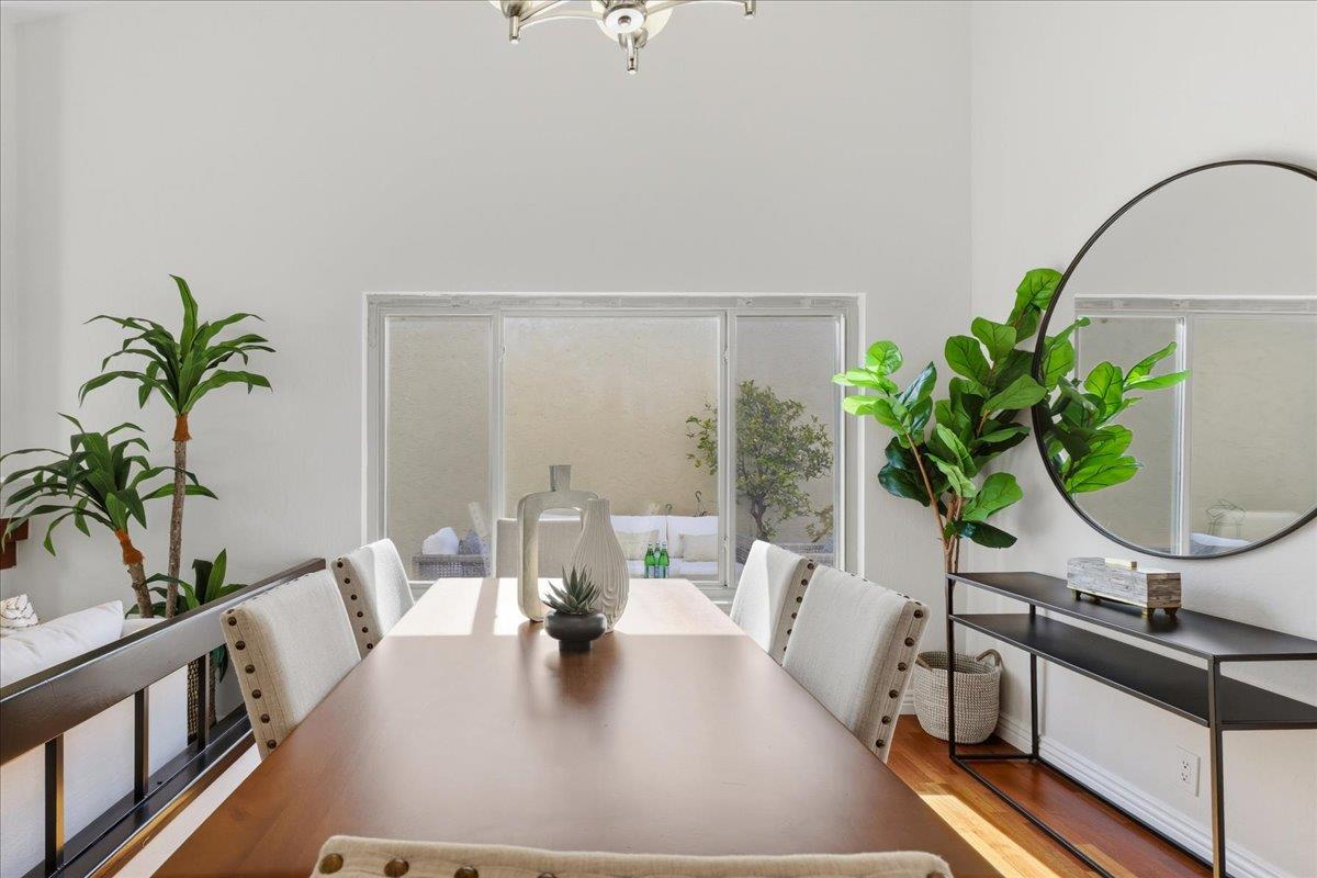 Detail Gallery Image 23 of 72 For 32 Lido Cir, Redwood City,  CA 94065 - 2 Beds | 2 Baths