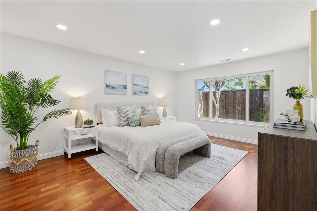 Detail Gallery Image 31 of 72 For 32 Lido Cir, Redwood City,  CA 94065 - 2 Beds | 2 Baths