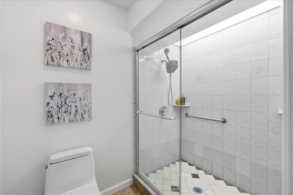 Detail Gallery Image 37 of 72 For 32 Lido Cir, Redwood City,  CA 94065 - 2 Beds | 2 Baths