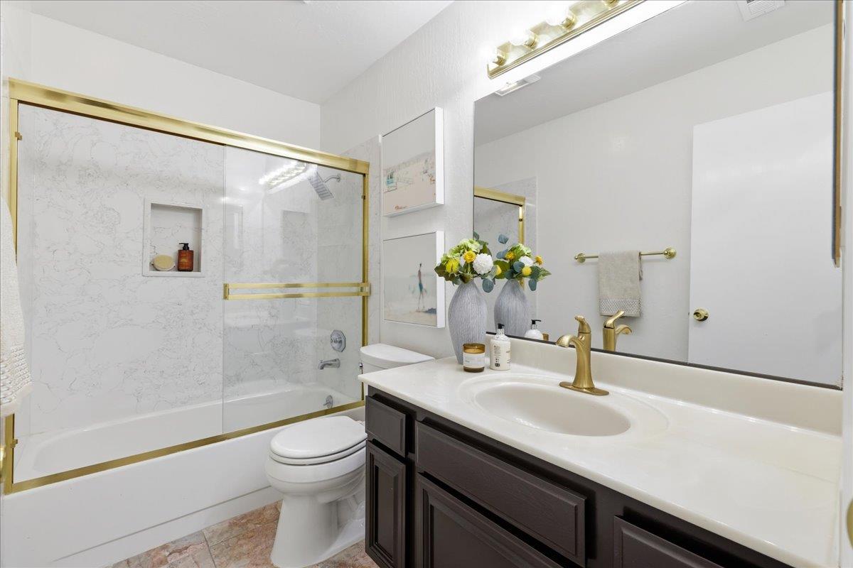 Detail Gallery Image 44 of 72 For 32 Lido Cir, Redwood City,  CA 94065 - 2 Beds | 2 Baths