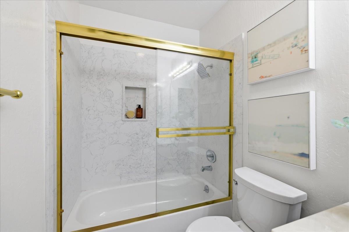 Detail Gallery Image 45 of 72 For 32 Lido Cir, Redwood City,  CA 94065 - 2 Beds | 2 Baths