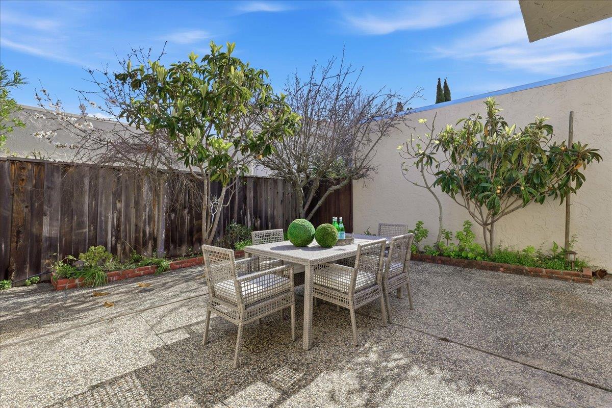 Detail Gallery Image 46 of 72 For 32 Lido Cir, Redwood City,  CA 94065 - 2 Beds | 2 Baths