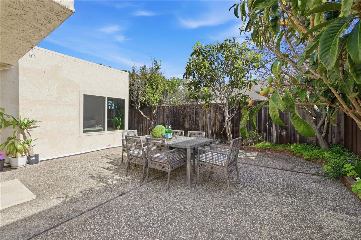 Detail Gallery Image 47 of 72 For 32 Lido Cir, Redwood City,  CA 94065 - 2 Beds | 2 Baths