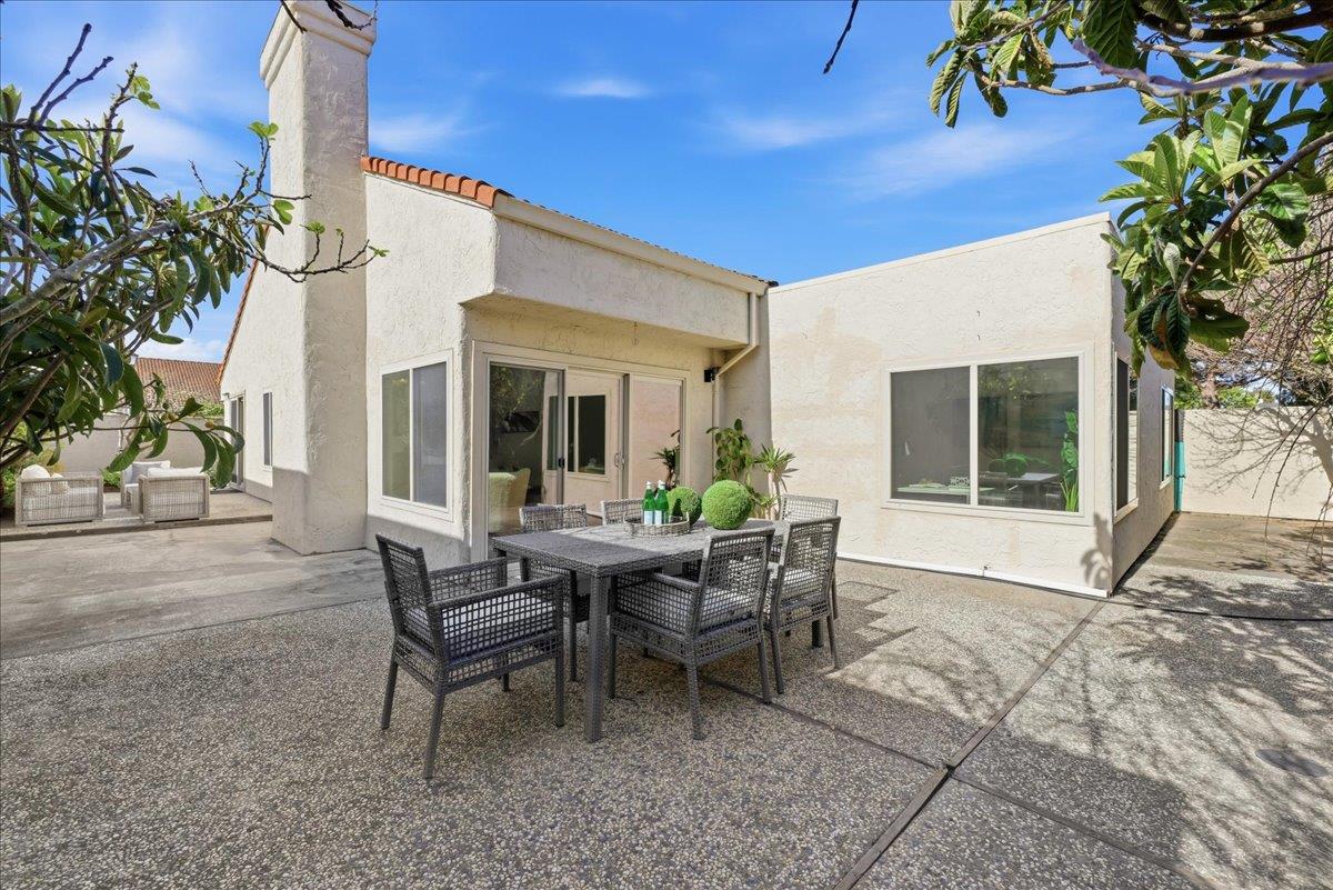 Detail Gallery Image 48 of 72 For 32 Lido Cir, Redwood City,  CA 94065 - 2 Beds | 2 Baths