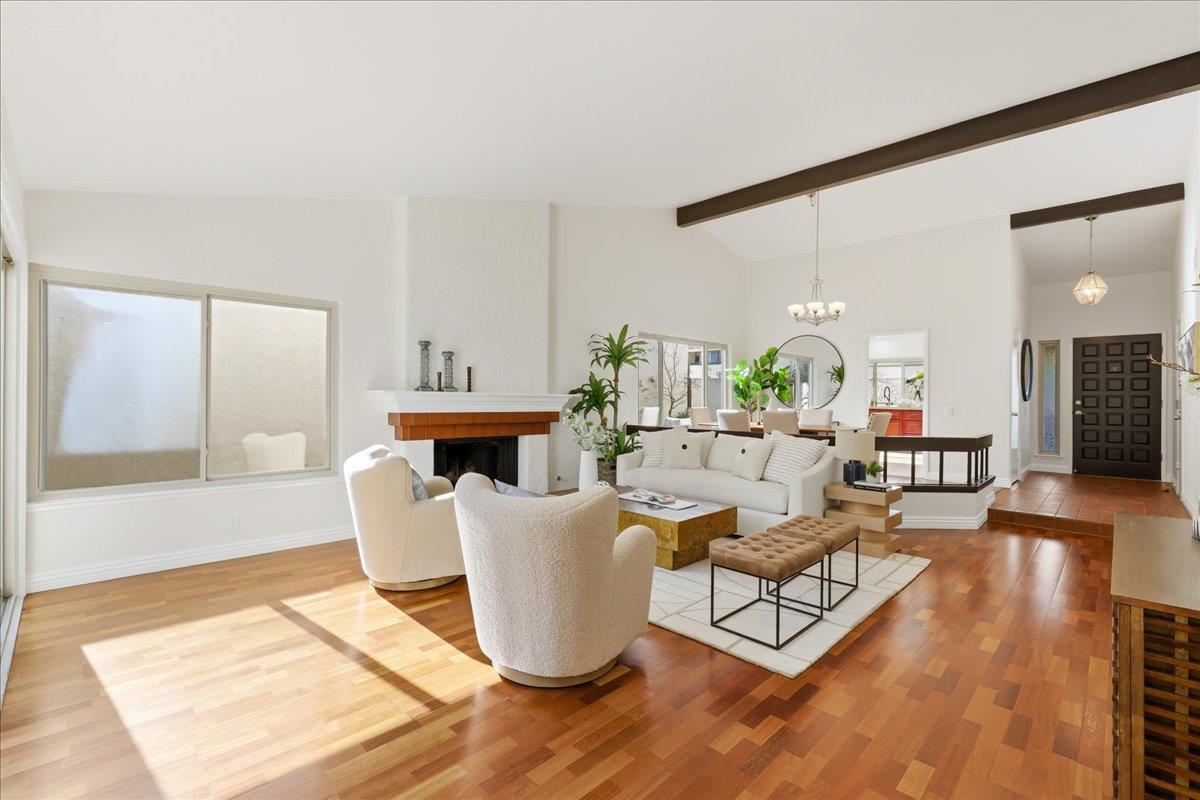 Detail Gallery Image 5 of 72 For 32 Lido Cir, Redwood City,  CA 94065 - 2 Beds | 2 Baths