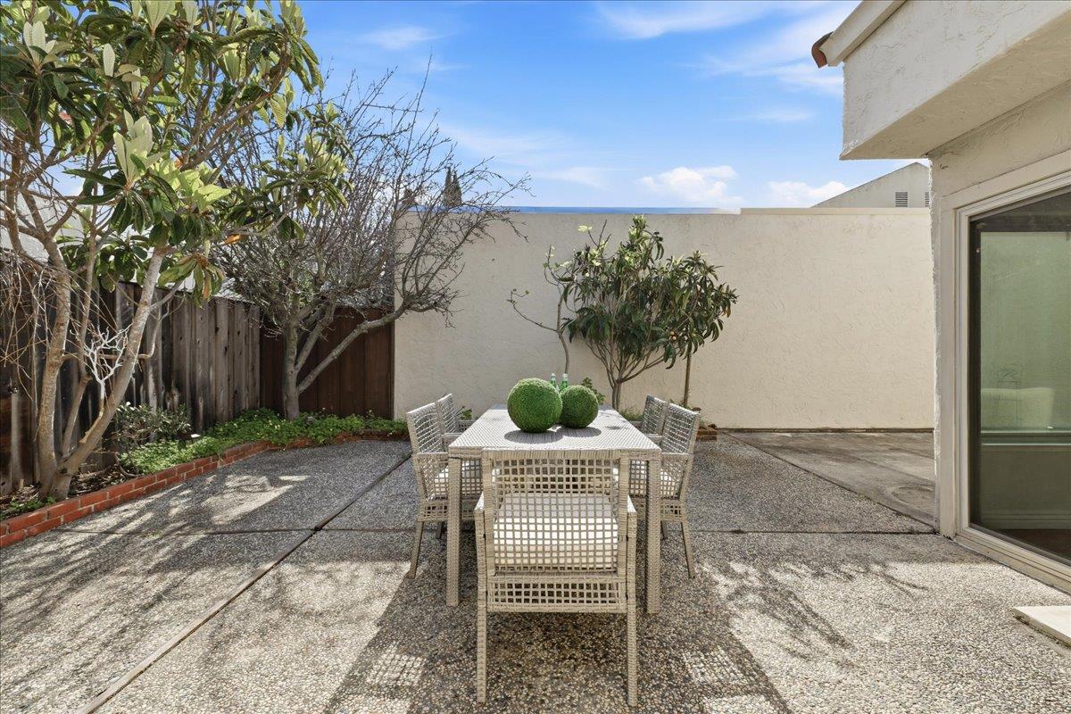 Detail Gallery Image 50 of 72 For 32 Lido Cir, Redwood City,  CA 94065 - 2 Beds | 2 Baths