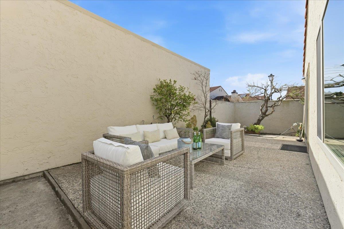 Detail Gallery Image 52 of 72 For 32 Lido Cir, Redwood City,  CA 94065 - 2 Beds | 2 Baths