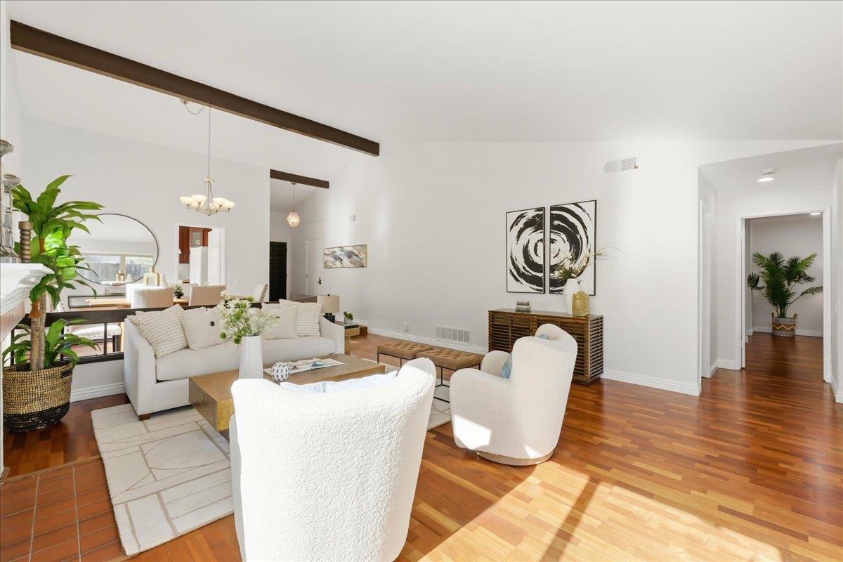 Detail Gallery Image 8 of 72 For 32 Lido Cir, Redwood City,  CA 94065 - 2 Beds | 2 Baths