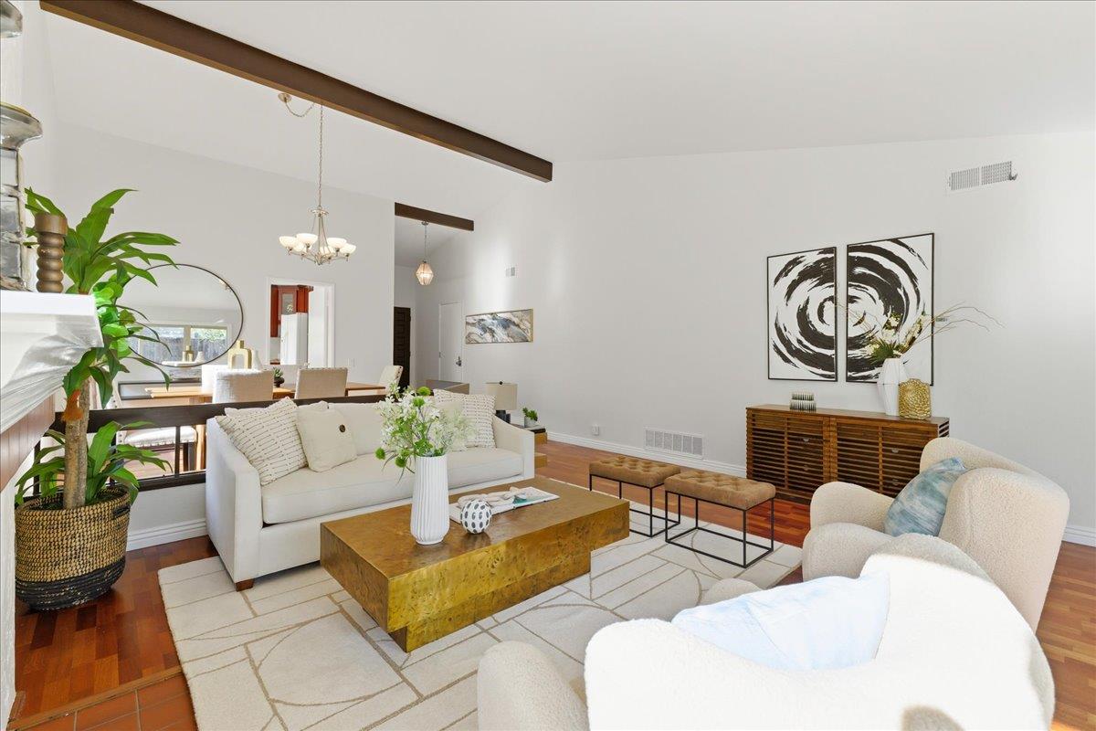 Detail Gallery Image 9 of 72 For 32 Lido Cir, Redwood City,  CA 94065 - 2 Beds | 2 Baths