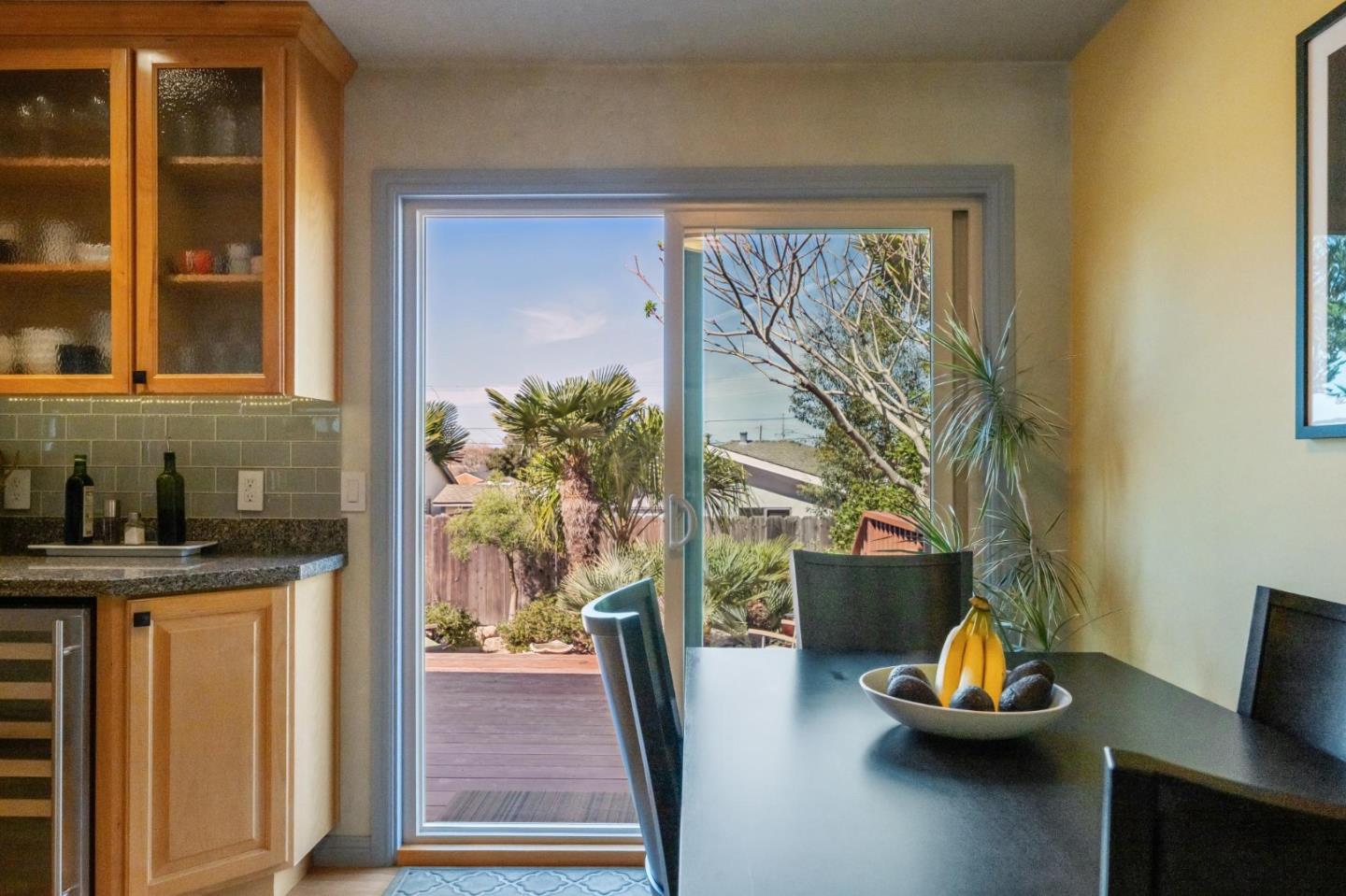 Detail Gallery Image 15 of 46 For 217 Edinburgh Ave, Monterey,  CA 93940 - 2 Beds | 1 Baths
