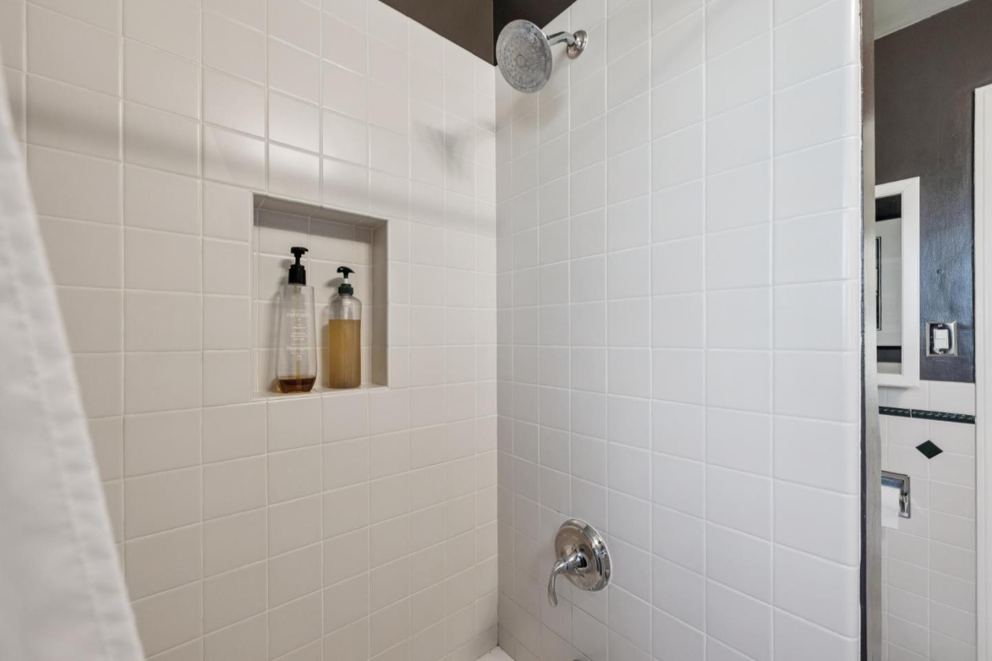 Detail Gallery Image 23 of 46 For 217 Edinburgh Ave, Monterey,  CA 93940 - 2 Beds | 1 Baths