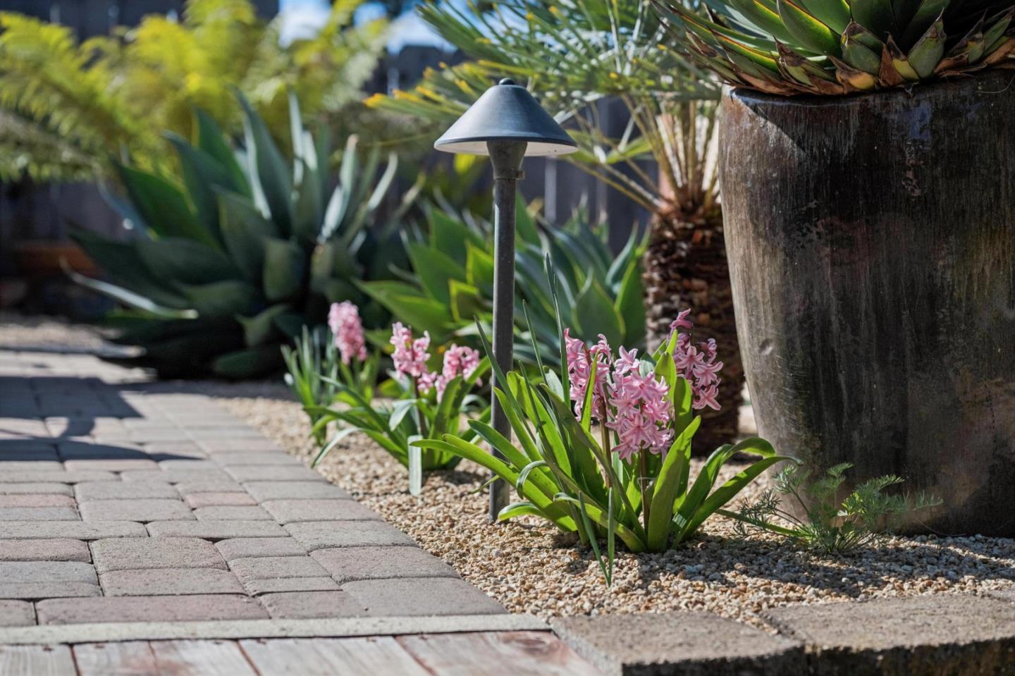 Detail Gallery Image 27 of 46 For 217 Edinburgh Ave, Monterey,  CA 93940 - 2 Beds | 1 Baths