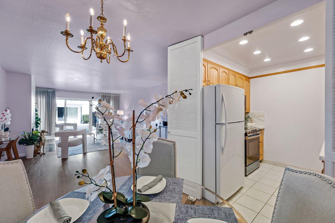 Detail Gallery Image 39 of 61 For 1945 Mount Vernon Ct #3,  Mountain View,  CA 94040 - 2 Beds | 2 Baths