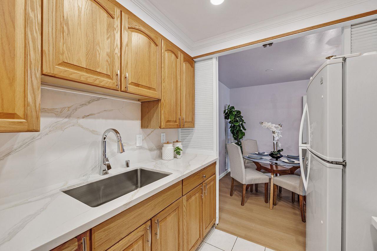 Detail Gallery Image 42 of 61 For 1945 Mount Vernon Ct #3,  Mountain View,  CA 94040 - 2 Beds | 2 Baths