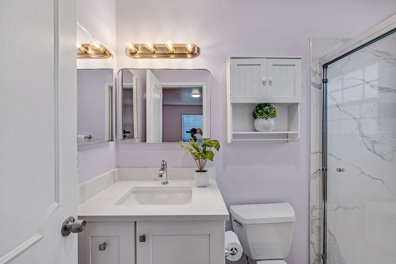 Detail Gallery Image 48 of 61 For 1945 Mount Vernon Ct #3,  Mountain View,  CA 94040 - 2 Beds | 2 Baths