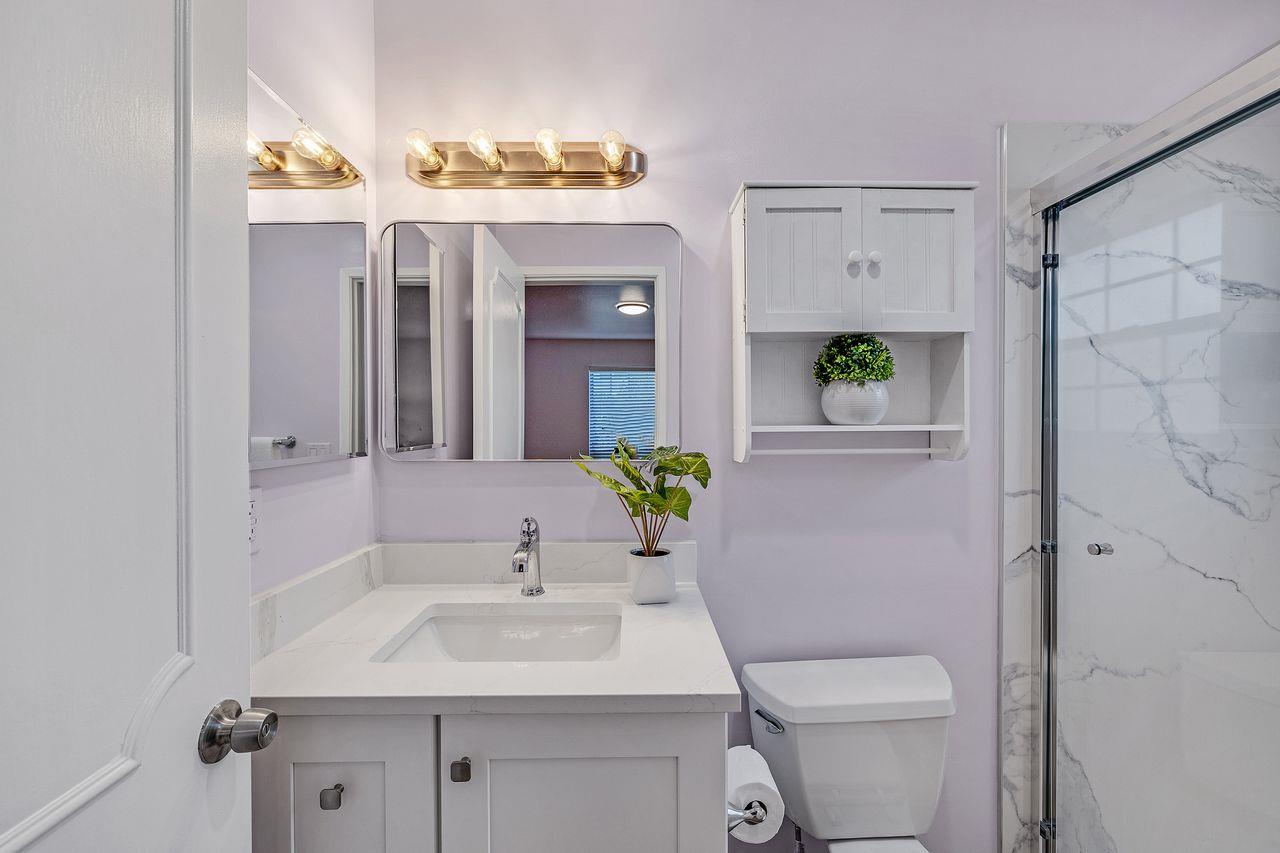 Detail Gallery Image 49 of 61 For 1945 Mount Vernon Ct #3,  Mountain View,  CA 94040 - 2 Beds | 2 Baths