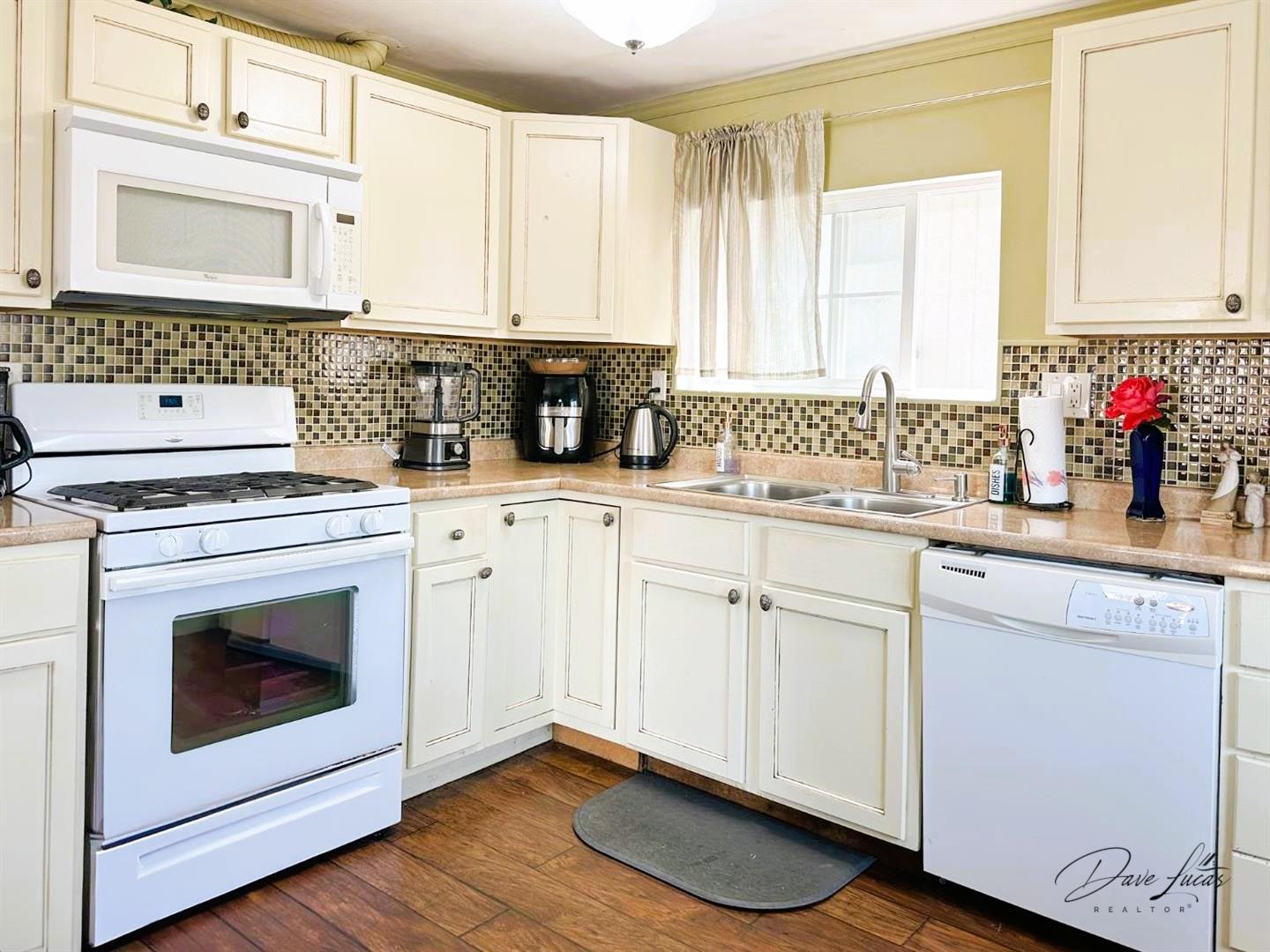 Detail Gallery Image 12 of 19 For 1146 Birch Ave #19,  Seaside,  CA 93955 - 2 Beds | 1/1 Baths