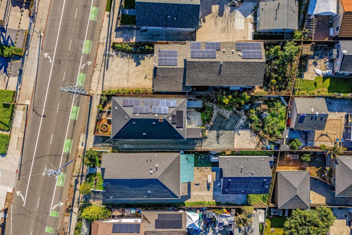 Detail Gallery Image 21 of 36 For 1365 Vine St, San Jose,  CA 95110 - 8 Beds | 3 Baths