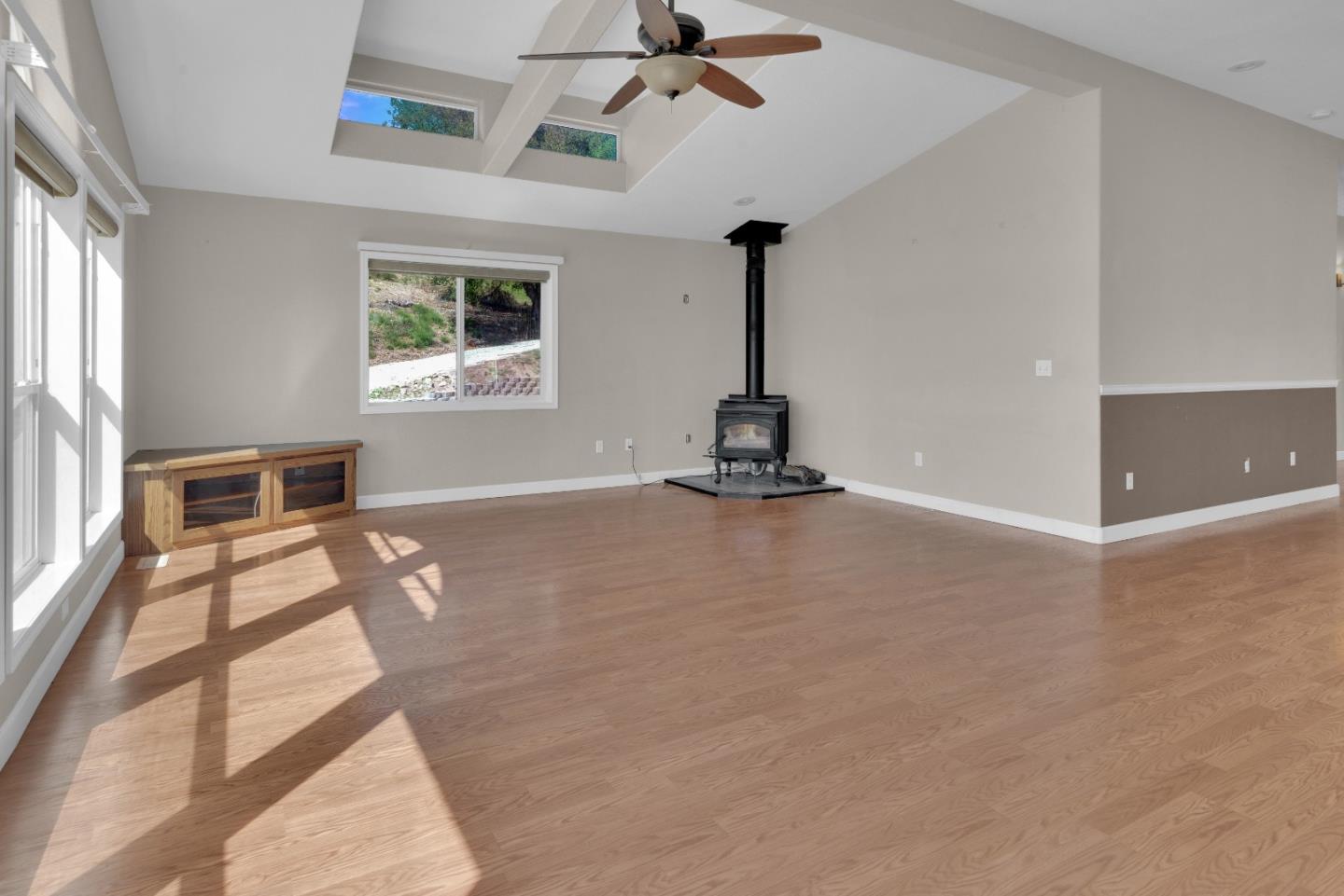 Detail Gallery Image 15 of 41 For 53330 Smith Rd, Bradley,  CA 93426 - 3 Beds | 2 Baths